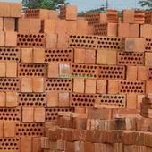 福建建材運(yùn)輸隊(duì) 福建廈門承運(yùn)工、地沙石、土方、石粉等一切建材_建筑材料欄目